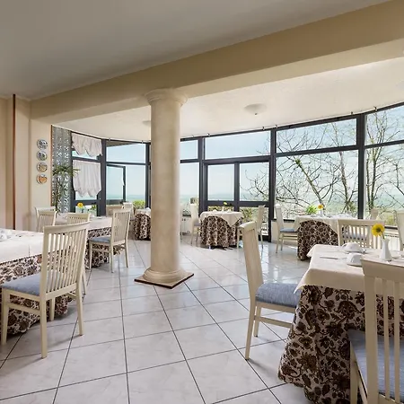 Dei Capitani Hotel 3*