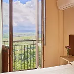Dei Capitani مونتالشينو