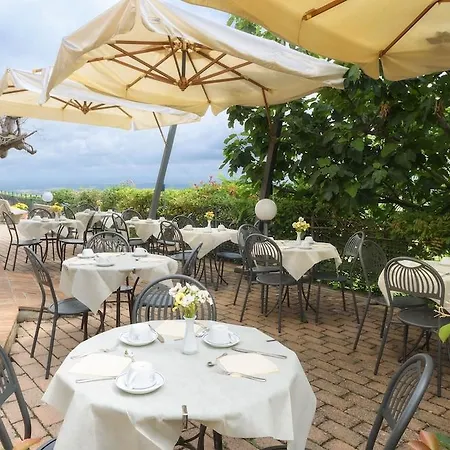 Hotel Dei Capitani 3*