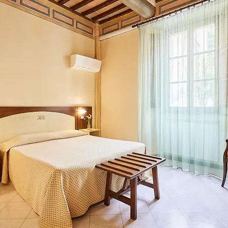 Dei Capitani Hotel 3*