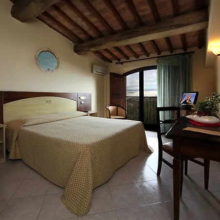 فندق Dei Capitani 3*