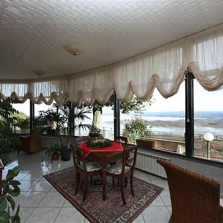 Отель Dei Capitani 3*